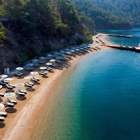 Secluded With Sea View & Private Pool 교젝