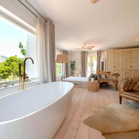 Secluded With Sea View & Private Pool فيلة غوجيك