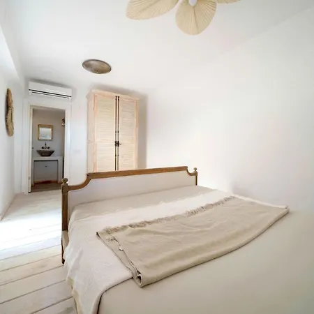 فيلة Secluded With Sea View & Private Pool *